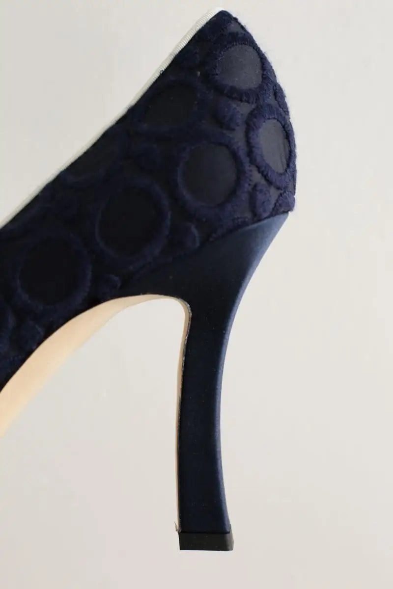 Talons Manolo Blahnik Marine en Tissu