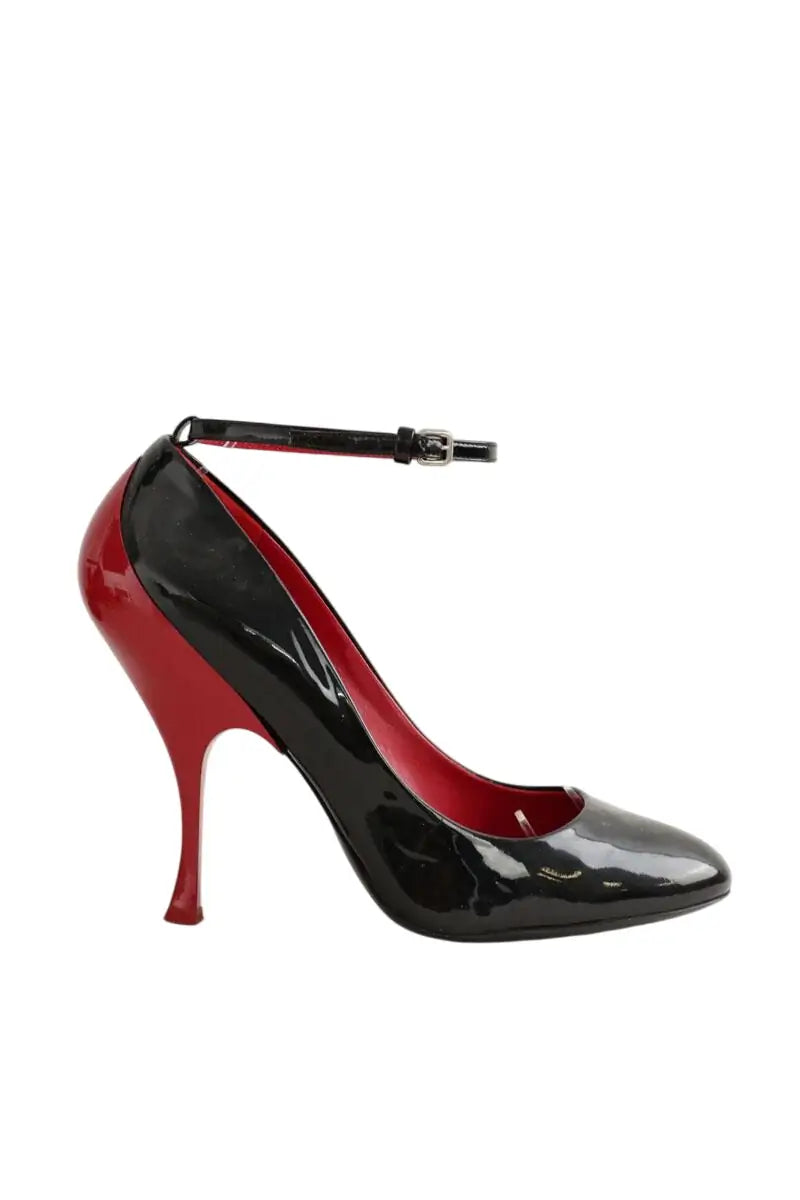 Talons Miu Miu Noir en Cuir verni, taille 37 - Seconde Main