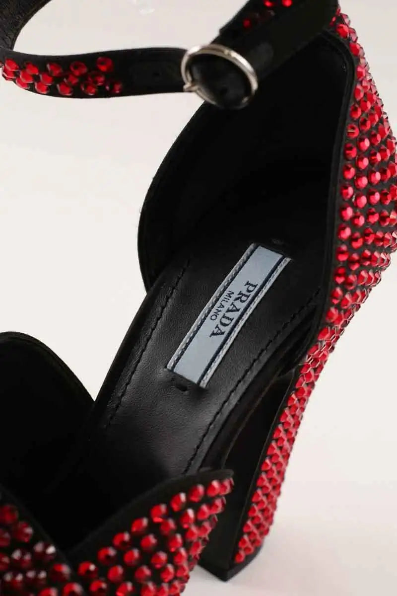 Talons Prada Rouge en Cuir