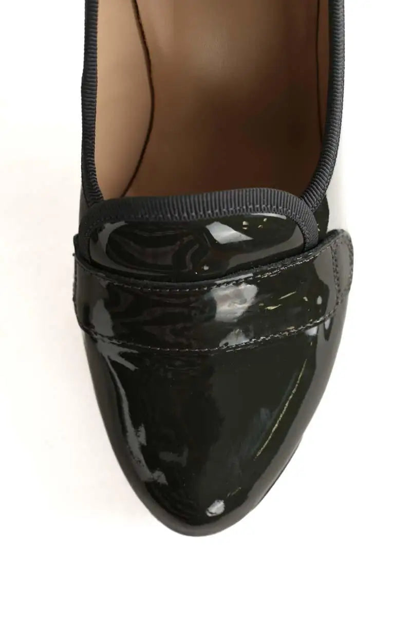 Talons Repetto Kaki en Cuir verni