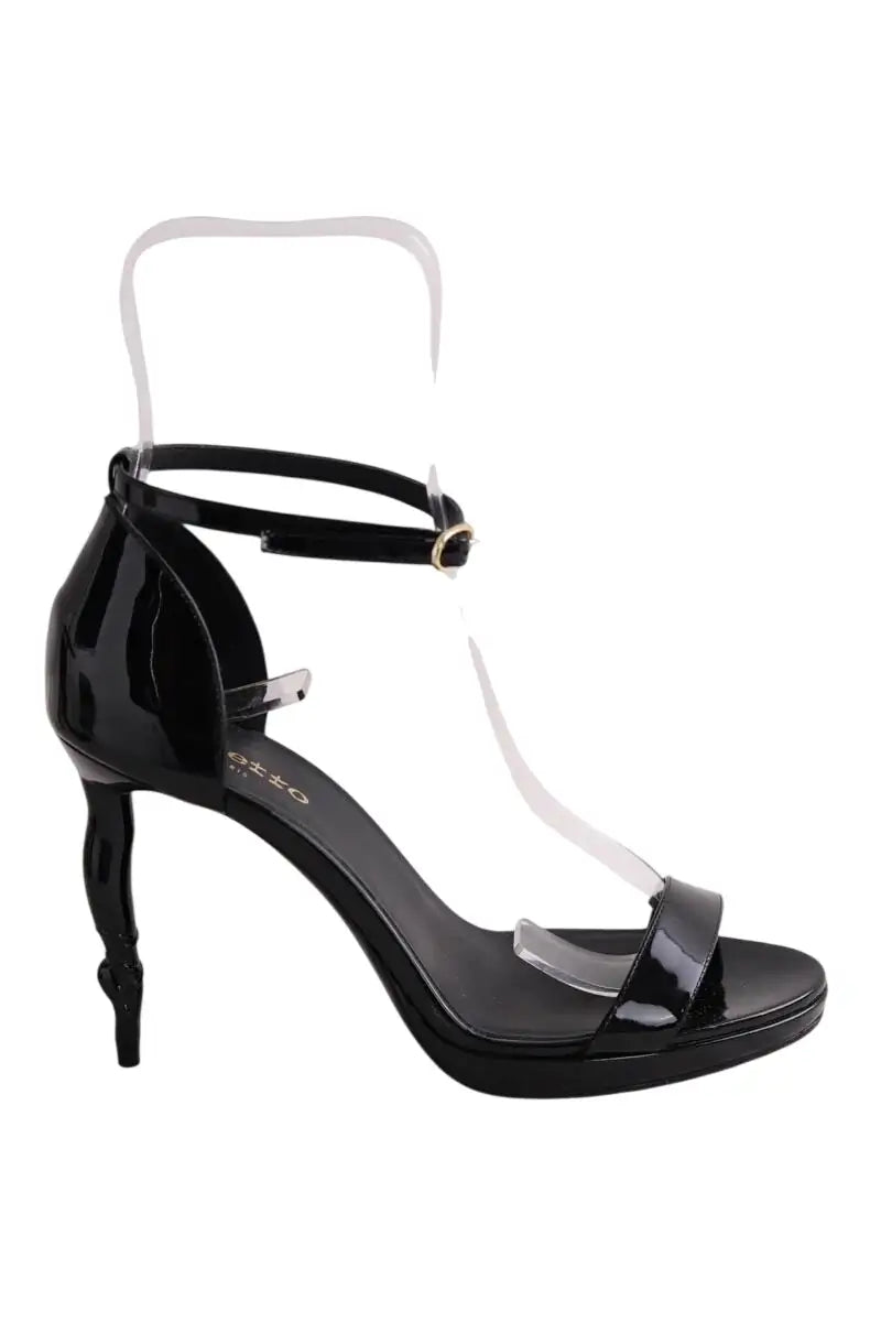 Talons Repetto Noir en Cuir verni, taille 37 - Seconde Main