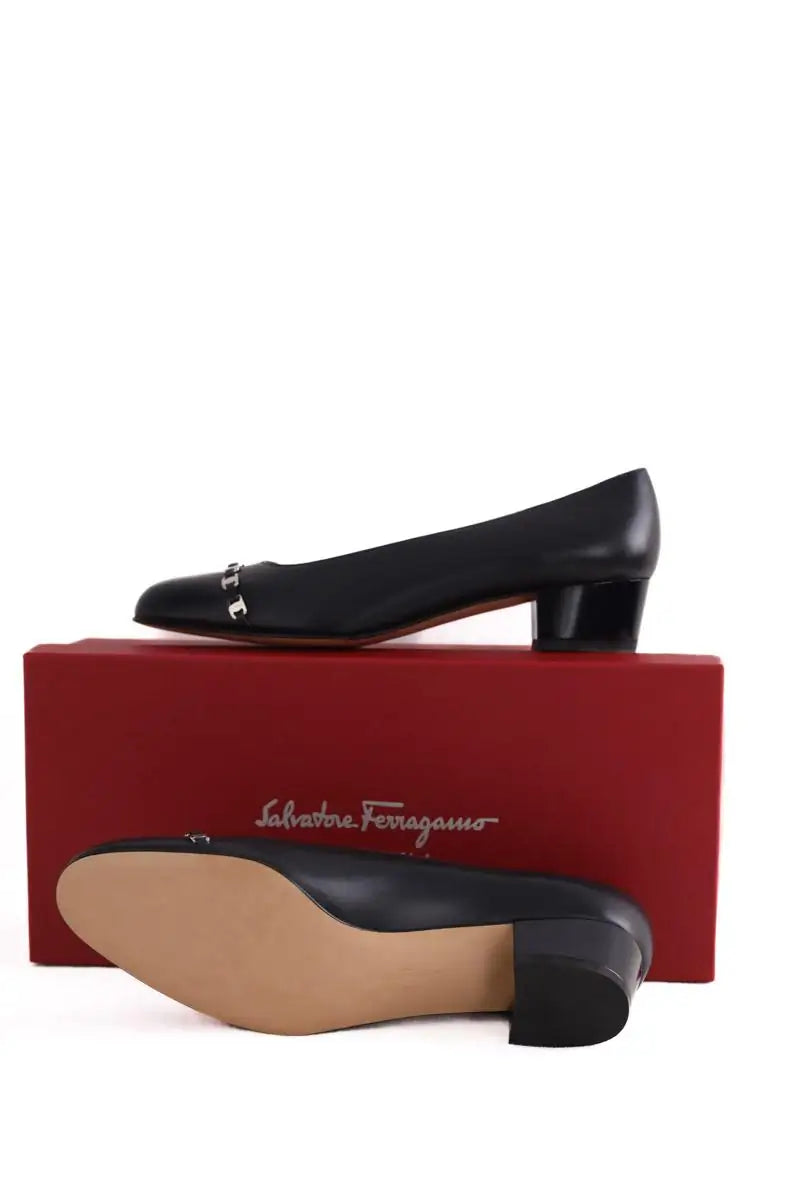 Talons Salvatore Ferragamo Marine en Cuir