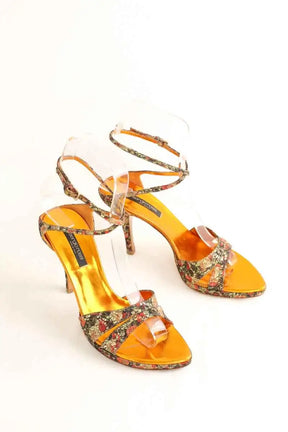 Talons Sergio Rossi Doré en Tissu
