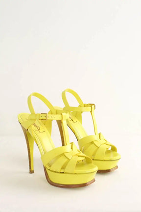 Talons Yves Saint Laurent Jaune en Cuir