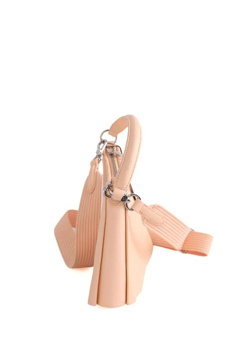 Sac à bandoulière Lacoste Lenglen cuir Défilé Rose en Cuir
