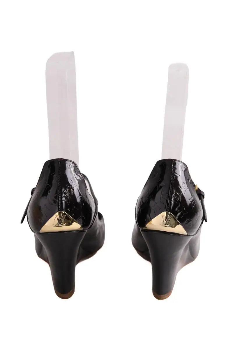 Talons Louis Vuitton Noir en Cuir verni
