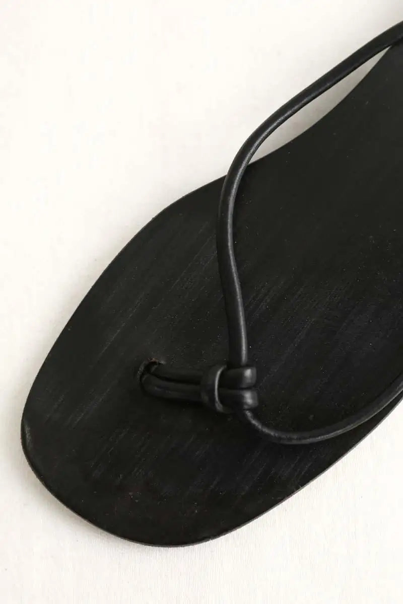Tongs Gucci Noir en Cuir