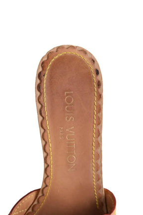 Talons Louis Vuitton Beige en Cuir