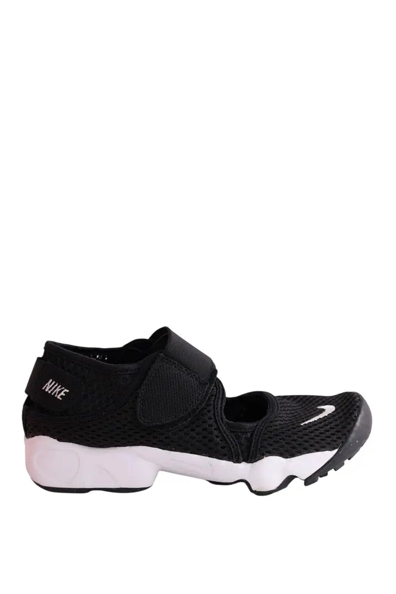 Baskets Nike Noir en Tissu, taille 36 - Seconde Main