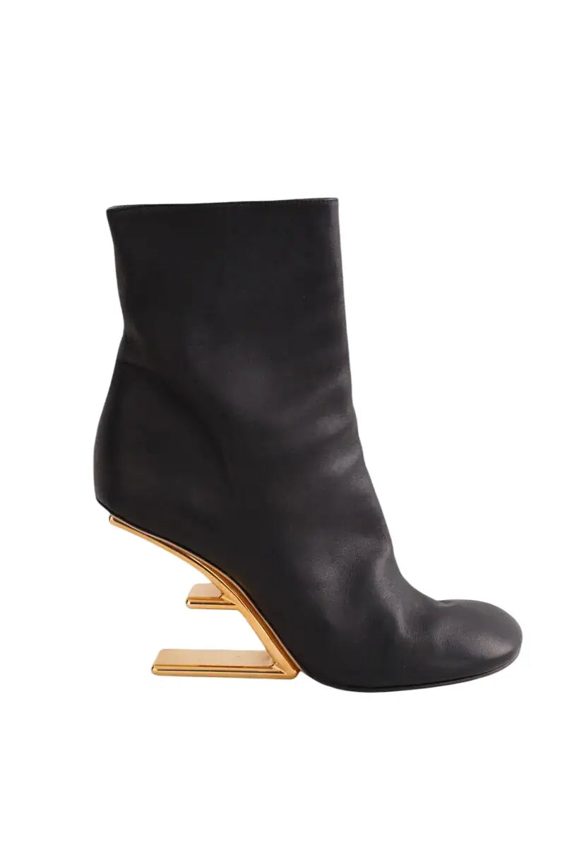 Boots Fendi Noir en Cuir, taille 40 - Seconde Main