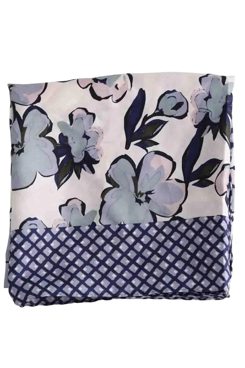 Carré Max Mara Bleu en Soie - Seconde Main