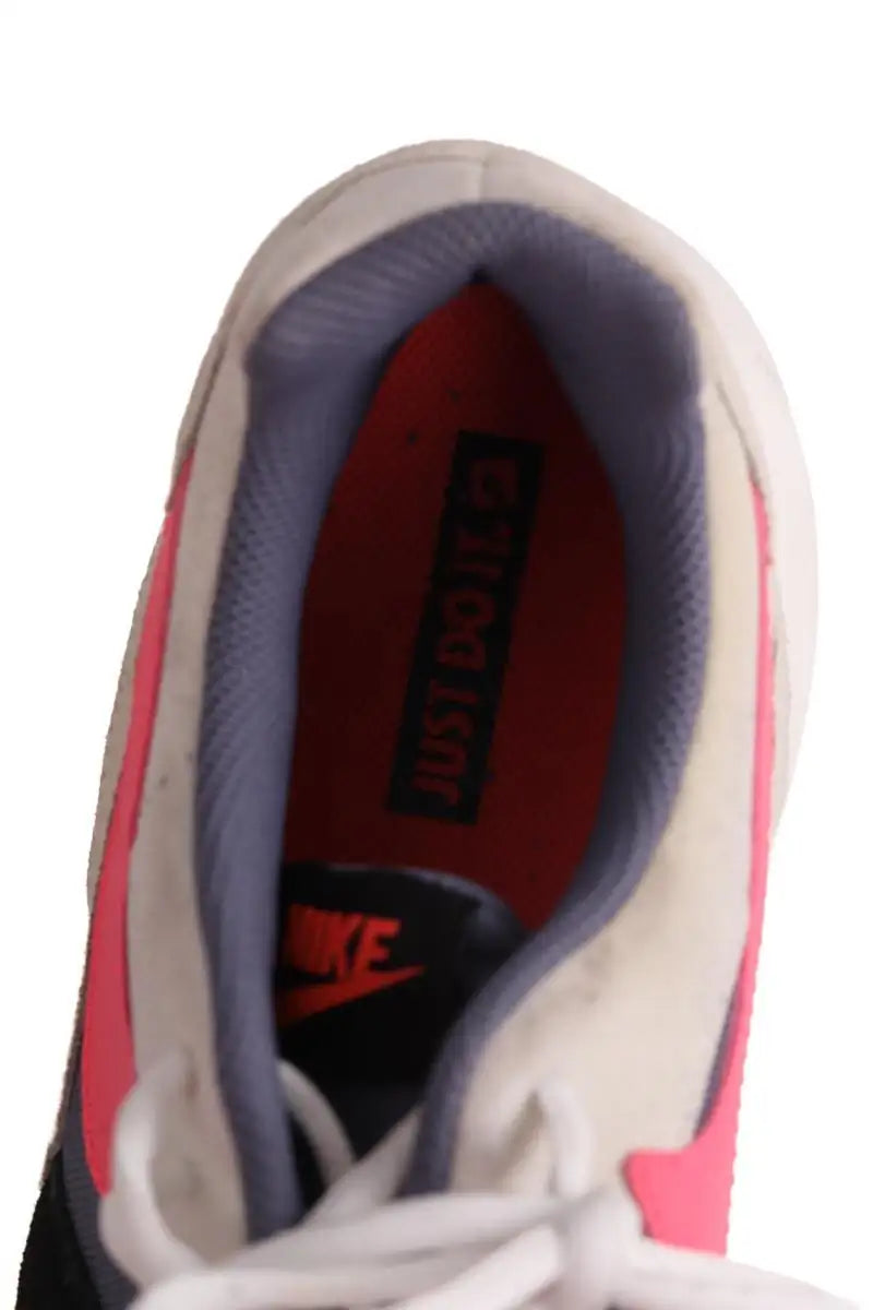 Baskets basses Nike Blanc en Tissu