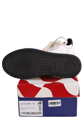 Baskets Autry Blanc en Cuir