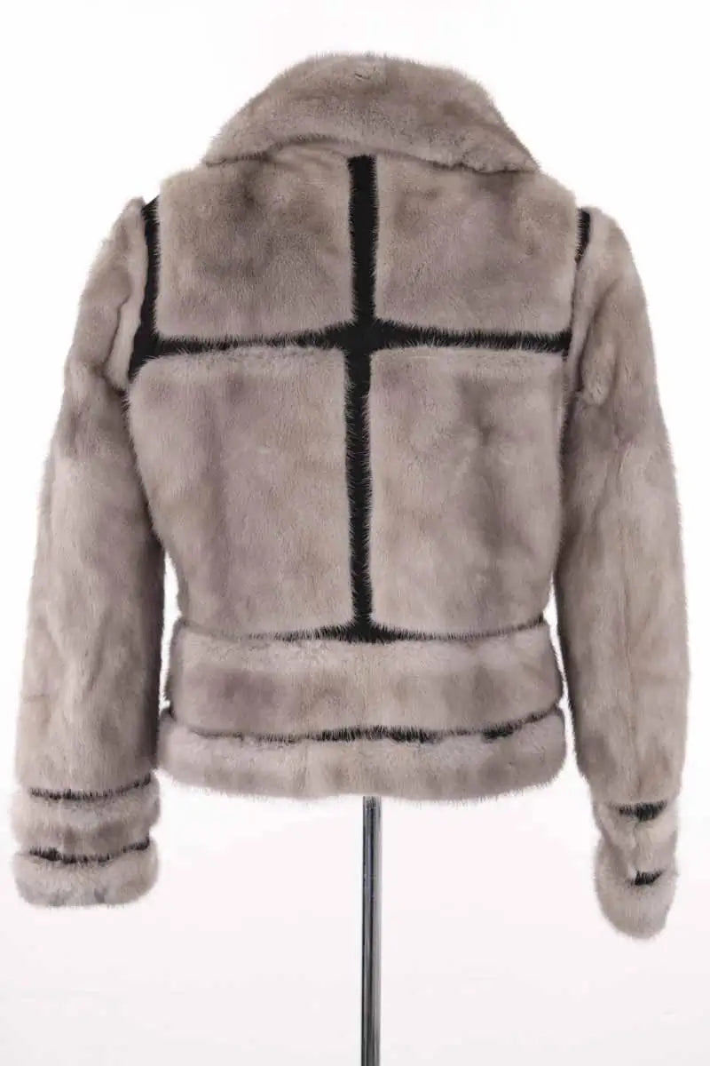Manteau Yves Saint Laurent Gris en Fourrure