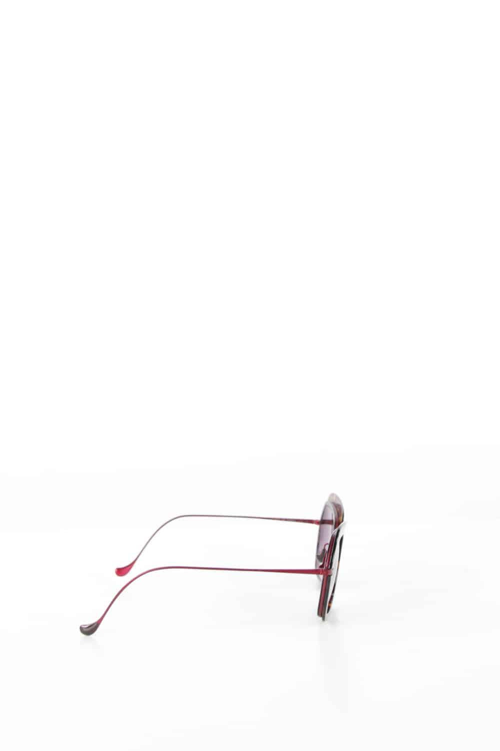  Caroline Abram  Marron