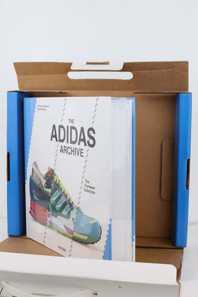 Livre Adidas  Blanc