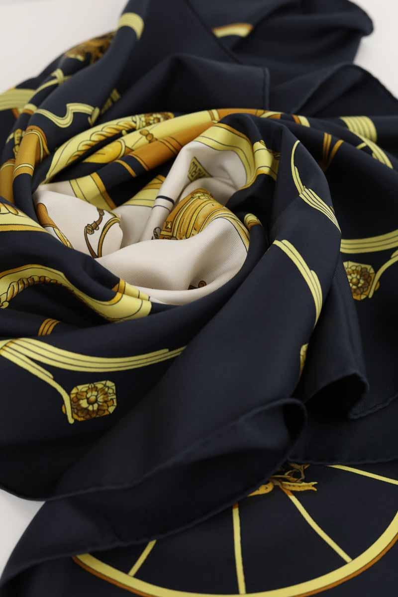 Foulard Hermès  Beige