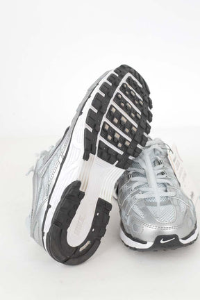 Baskets Nike P-6000 Argent