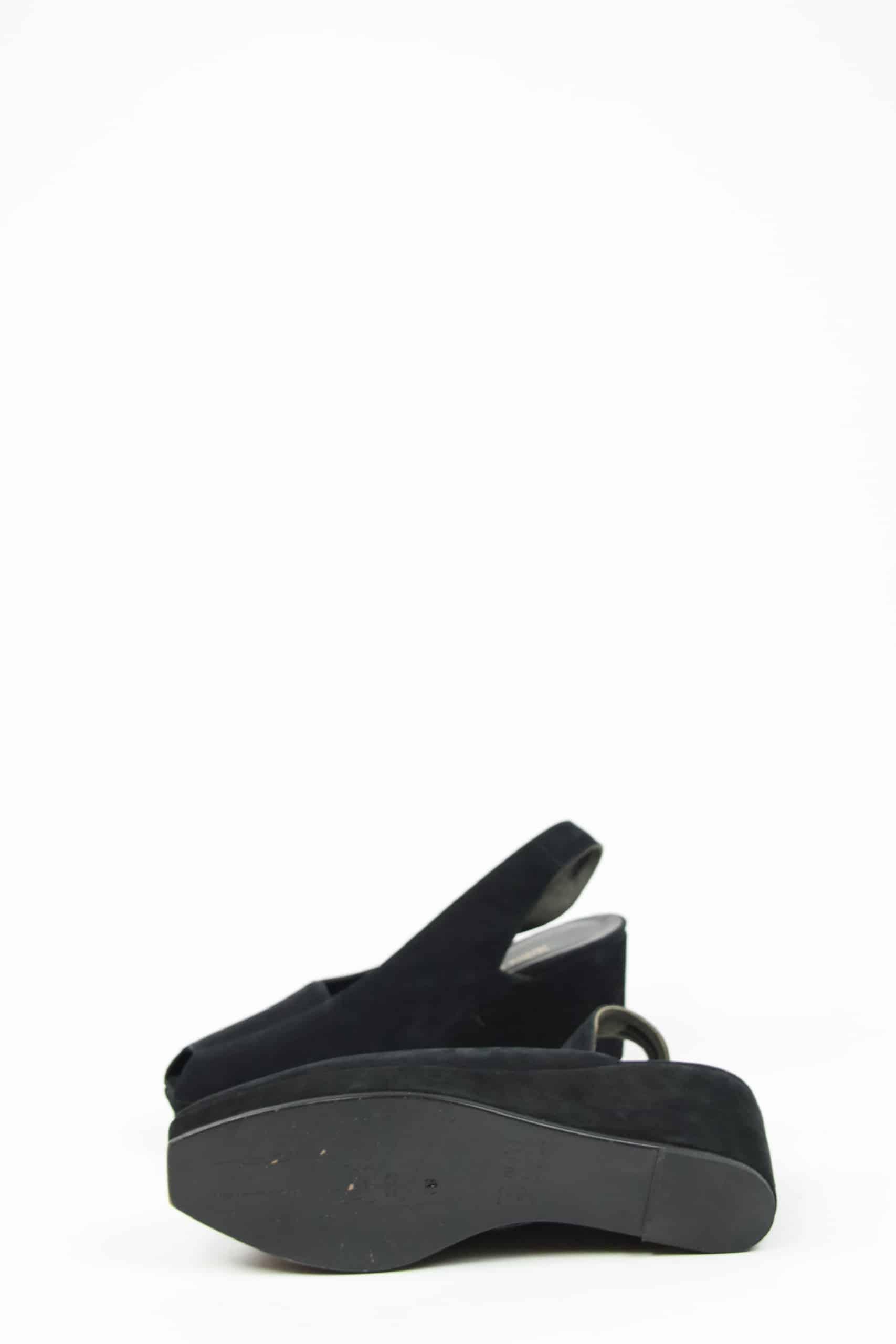  Emmanuelle Khanh  Noir