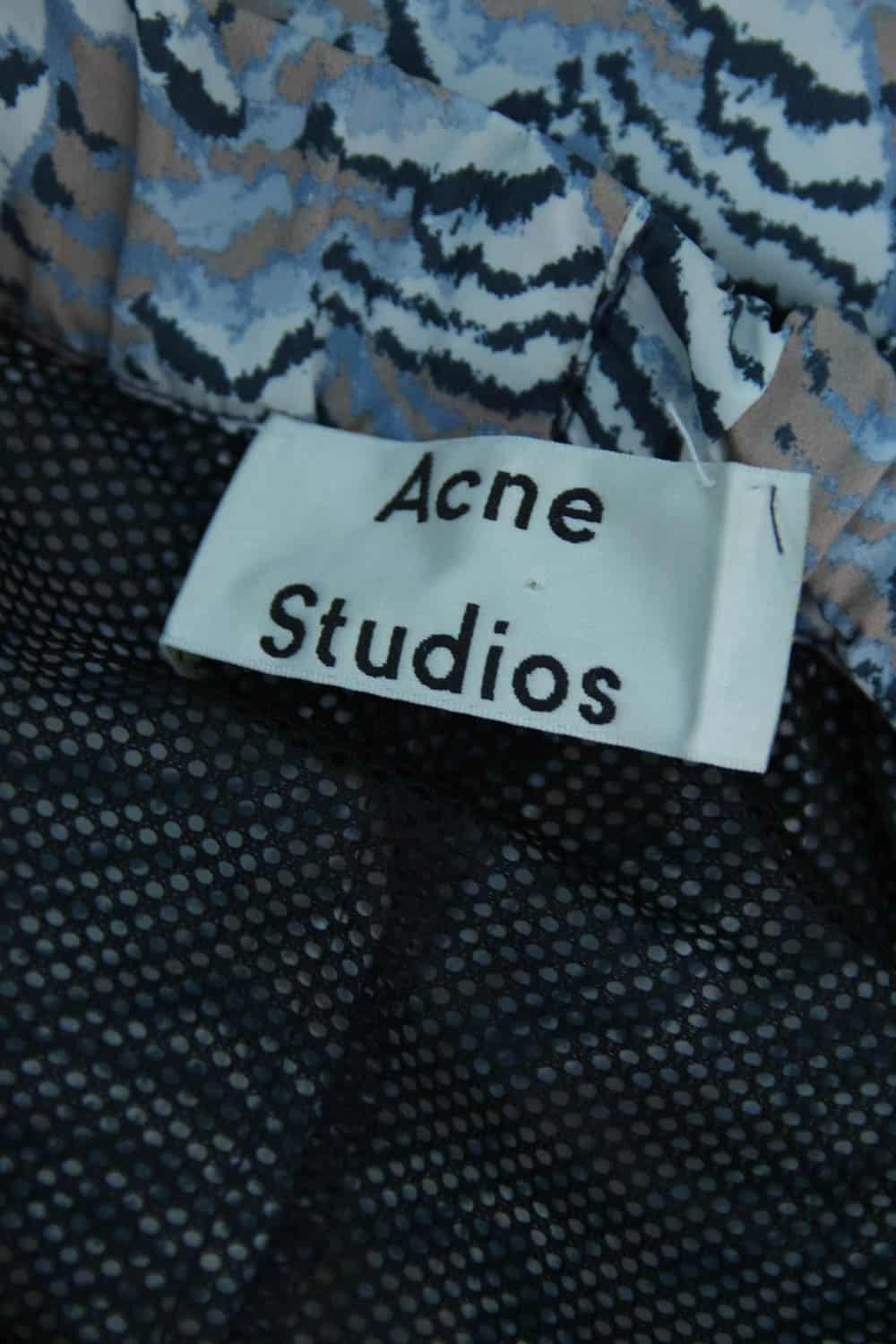  Acne Studios  Bleu