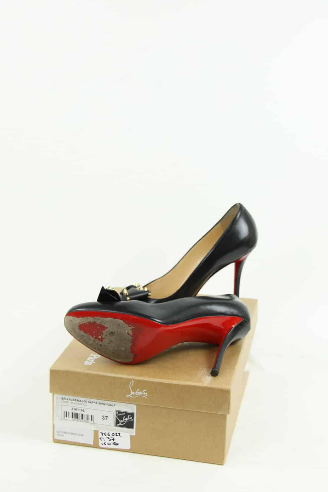  Christian Louboutin  Noir