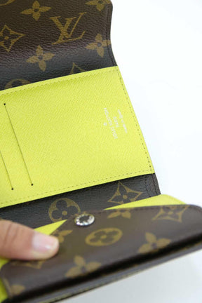  Louis Vuitton  Jaune