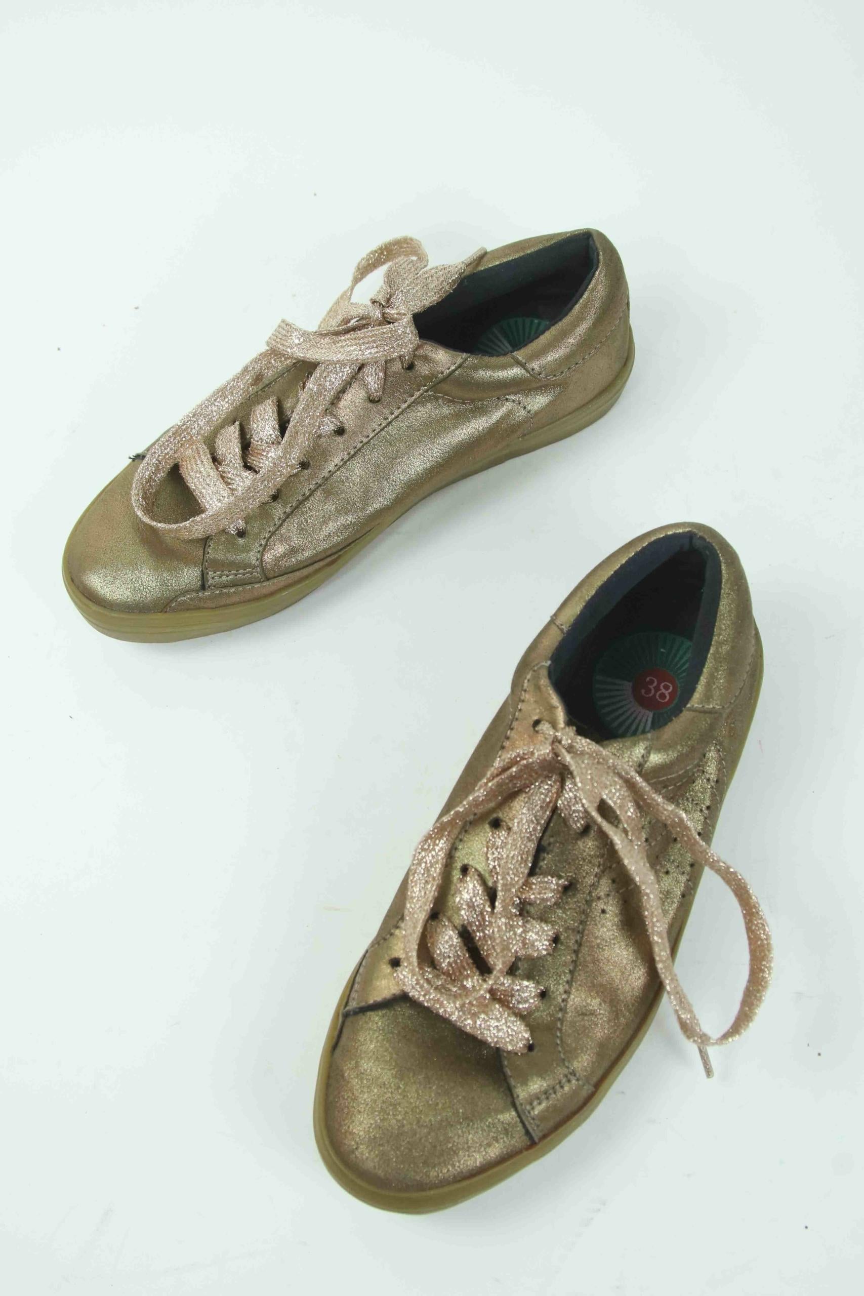 Baskets Essentiel Antwerp  Doré