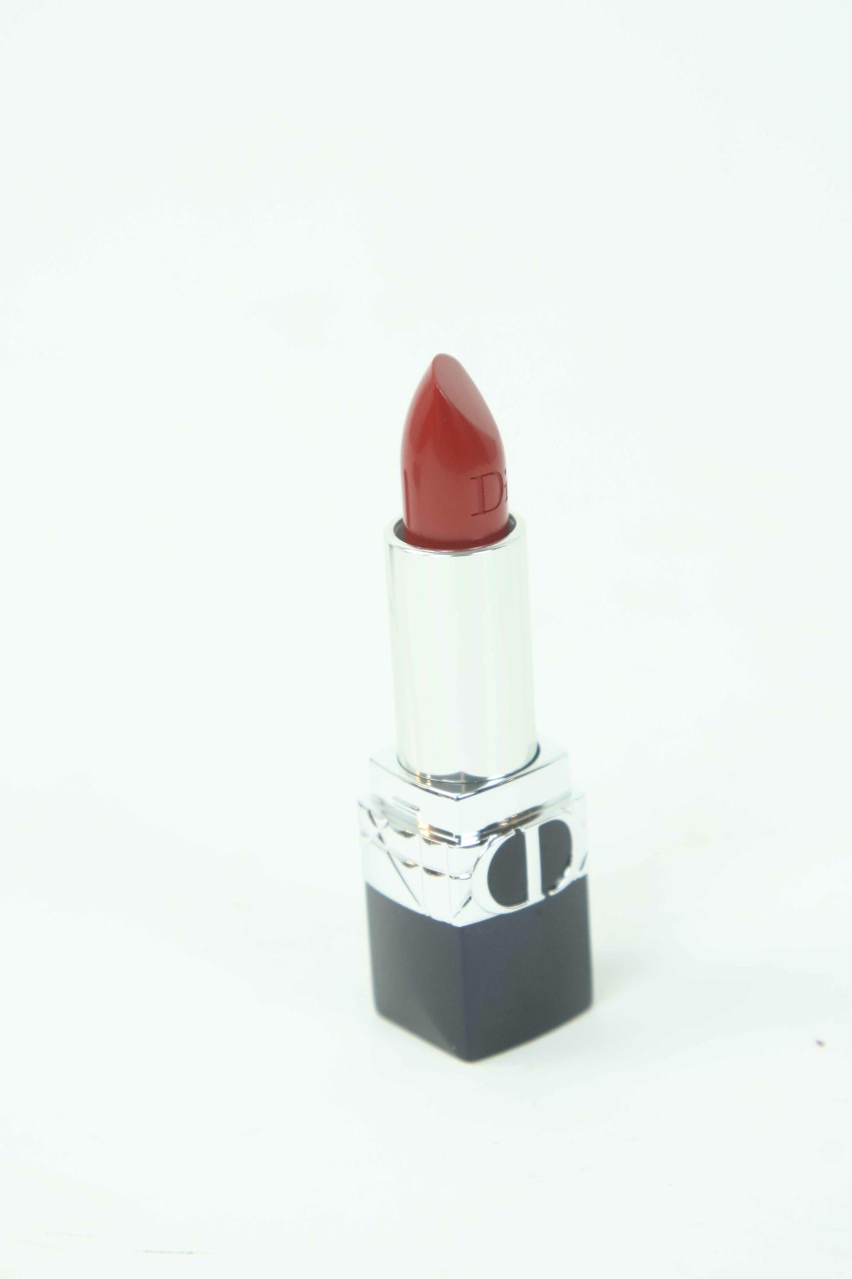 Rouge à lèvres Dior  Rouge