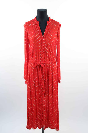  Essentiel Antwerp  Rouge