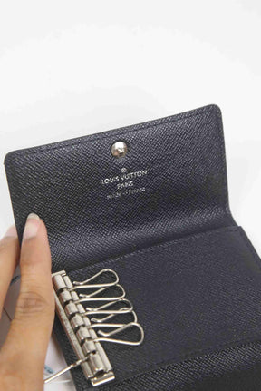 Porte-clés Louis Vuitton  Gris