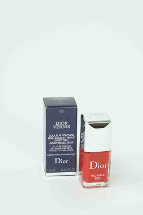 Vernis à ongles Dior  Rouge