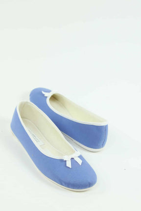  Laurence Tavernier  Bleu