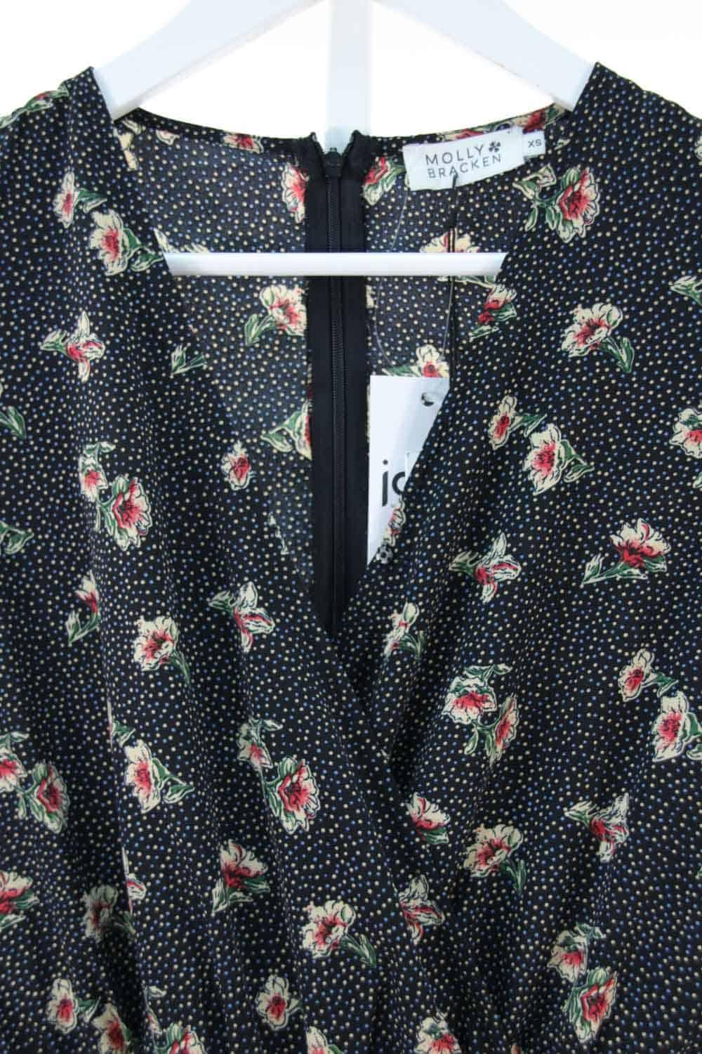  Molly & Bracken  Noir