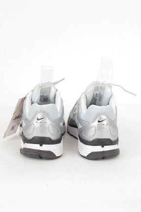 Baskets Nike P-6000 Argent