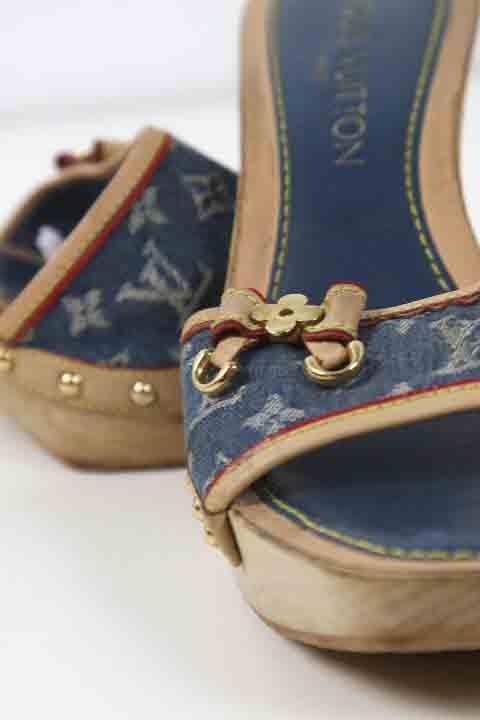 Chaussures Mules Louis Vuitton Revival Bleu d'occasion