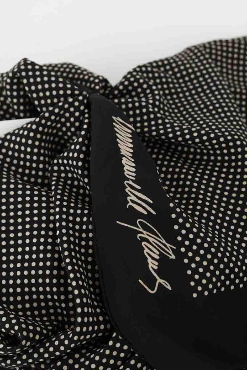 Carrés Emmanuelle Khanh  Noir