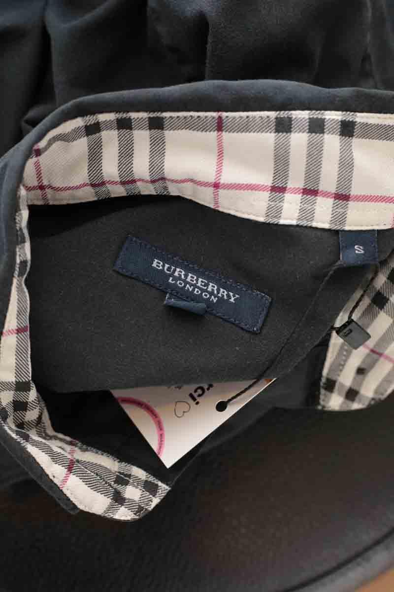 Chemises Burberry de seconde main pour Femme - Main Image