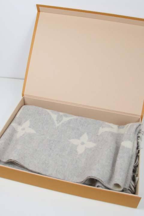 Echarpes Louis Vuitton Other Gris