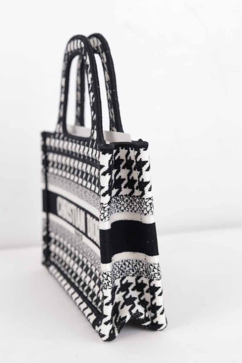 Mini sacs Dior Book Tote Noir