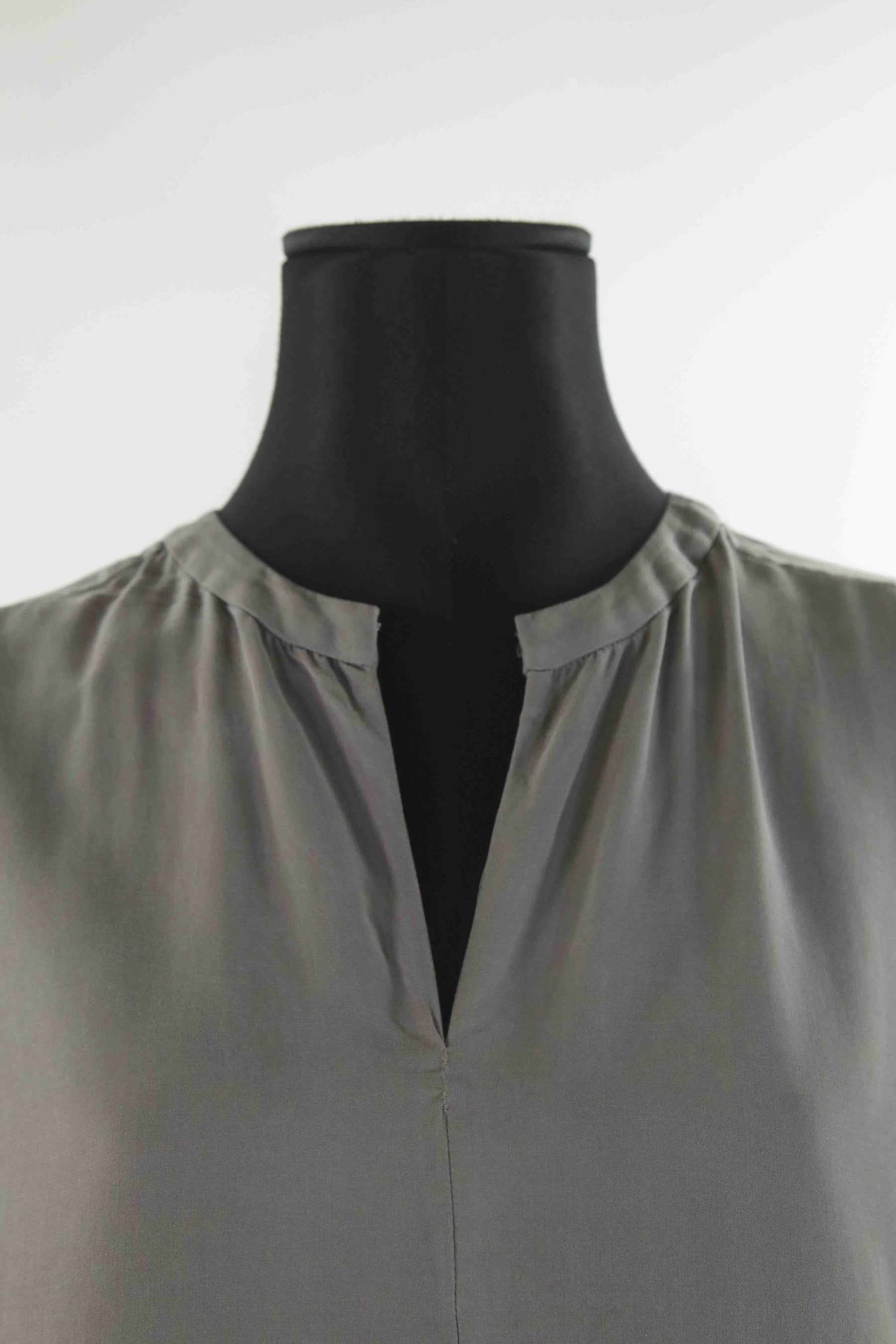 Autres All Saints  Gris