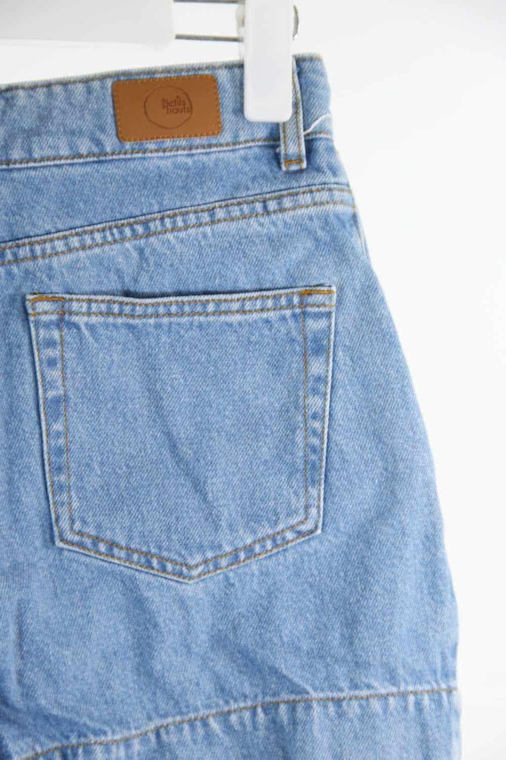  Des Petits Hauts  Bleu