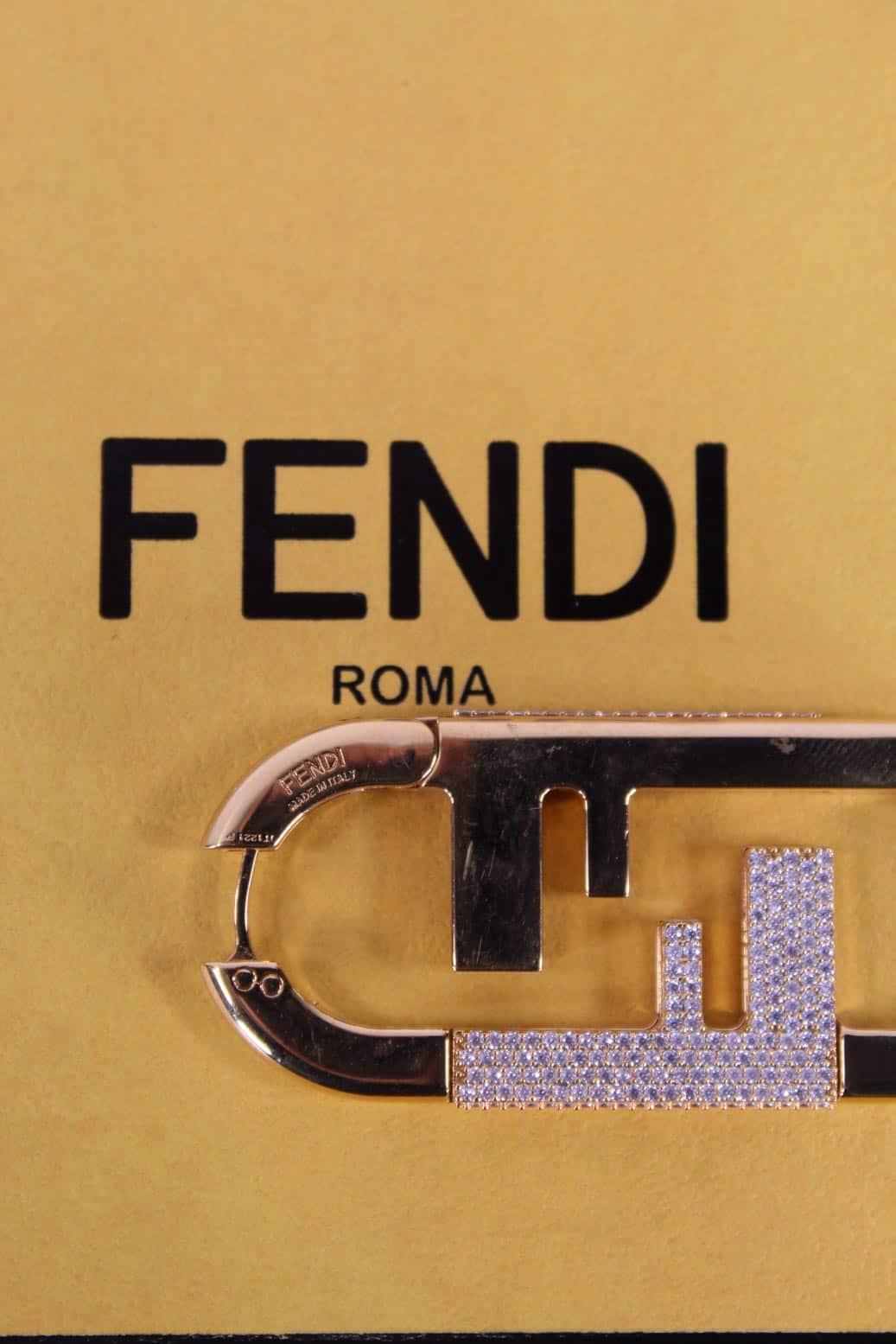  Fendi  Jaune