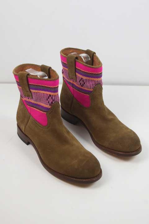 Autres Penelope Chilvers  Camel