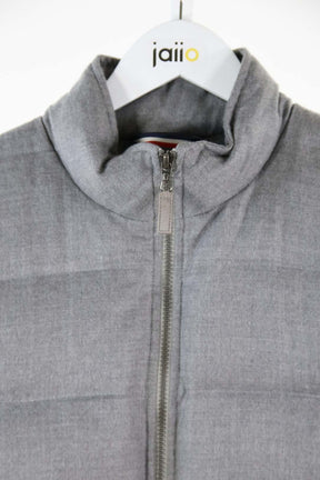 Autres Façonnable  Gris