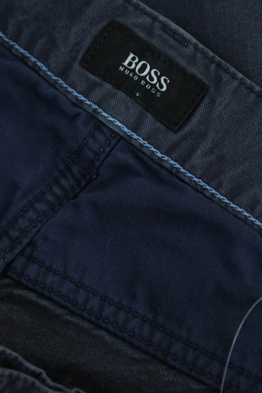  Hugo Boss  Bleu