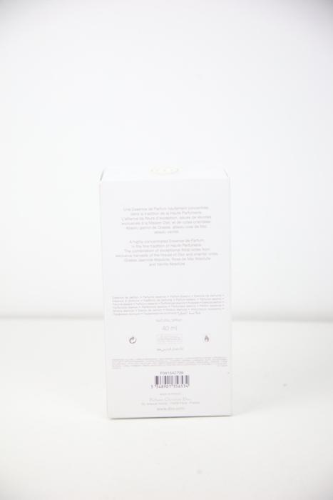 Essence de parfum Dior  Blanc