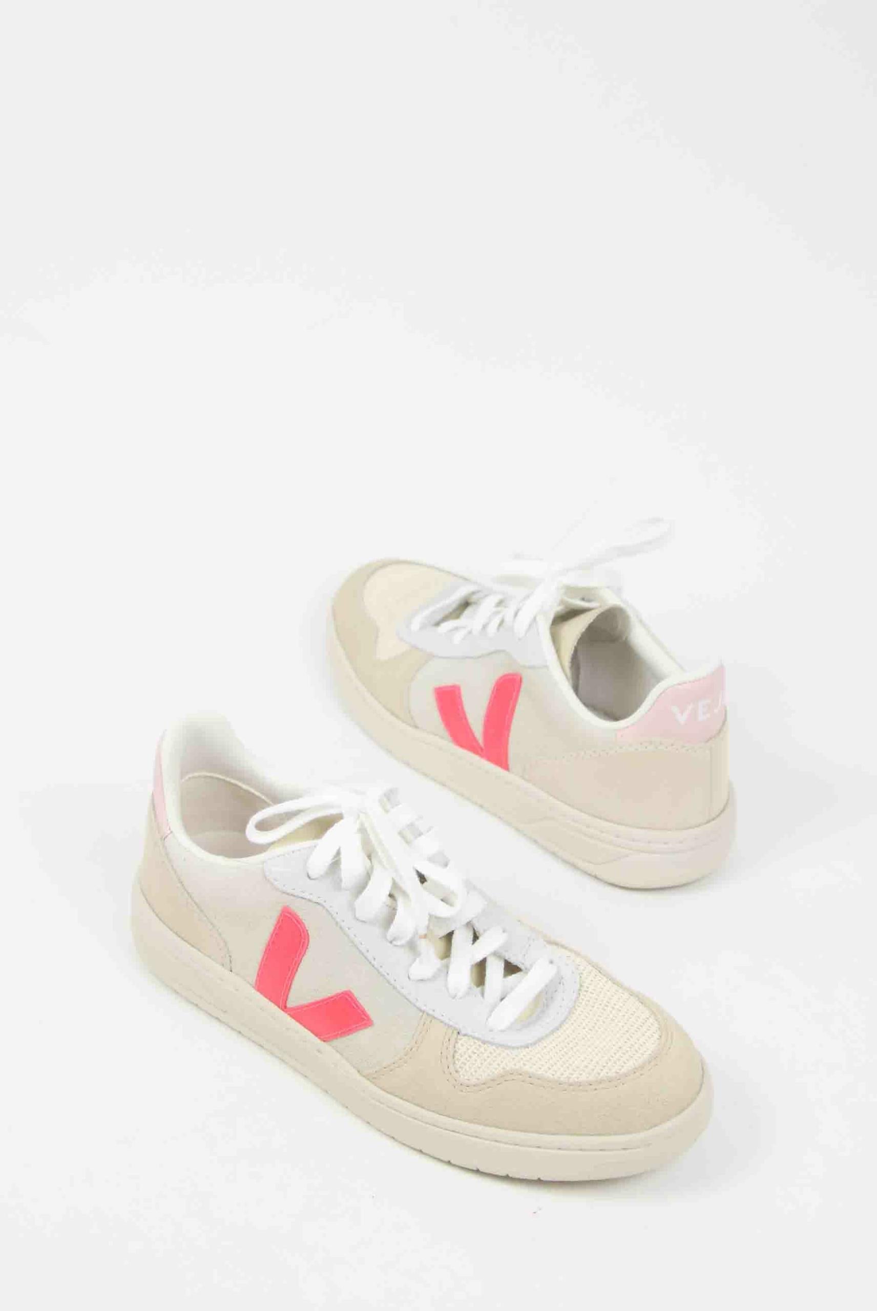 Baskets Veja Other Beige