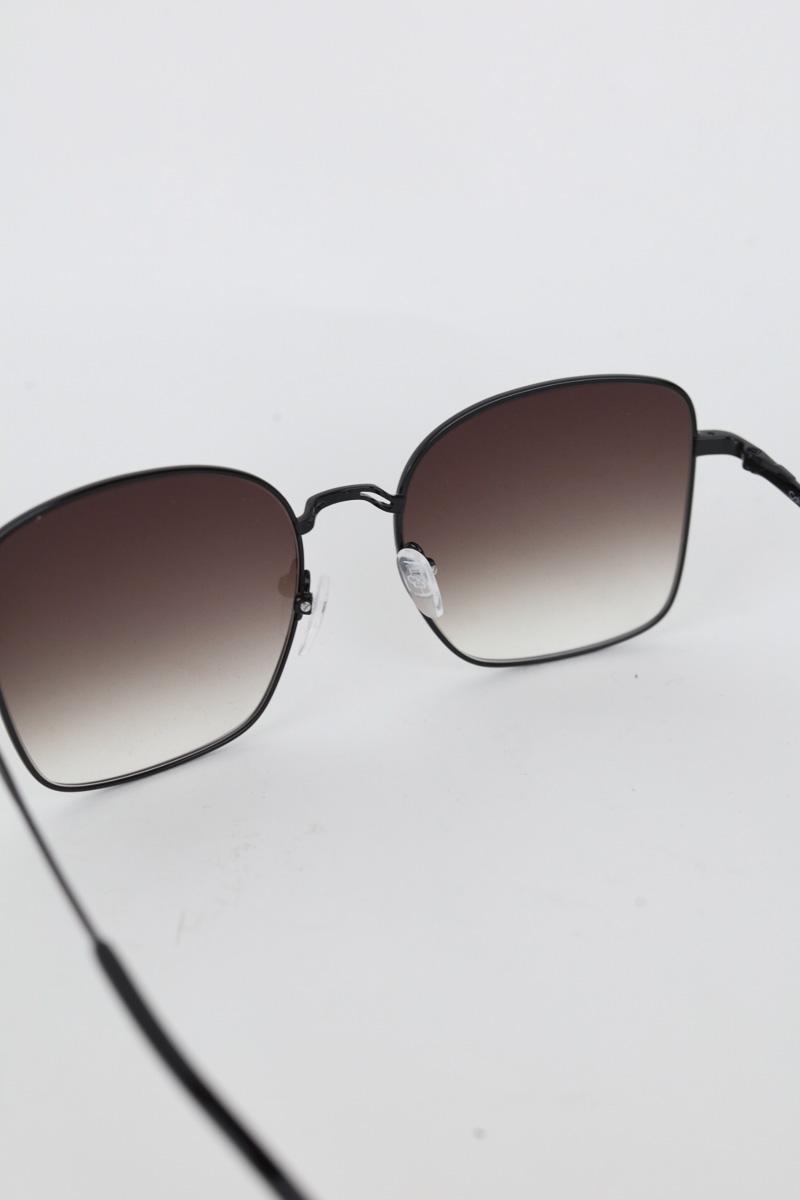 Lunettes de soleil Calvin Klein  Noir