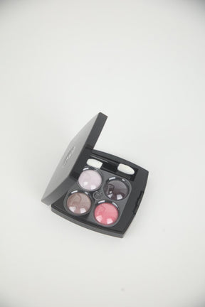 Fards à paupières Chanel  Noir