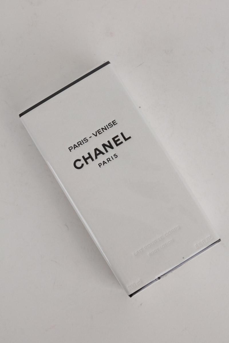 Crème Chanel  Blanc